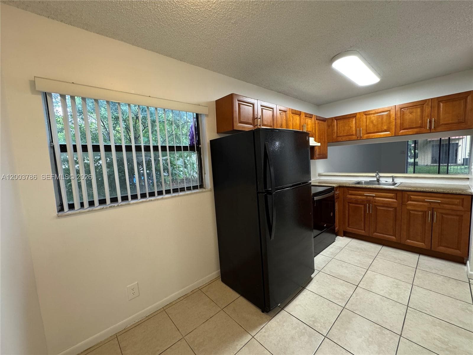 4033 Lakeside Dr # 4033, Tamarac, FL 33319 photo 2
