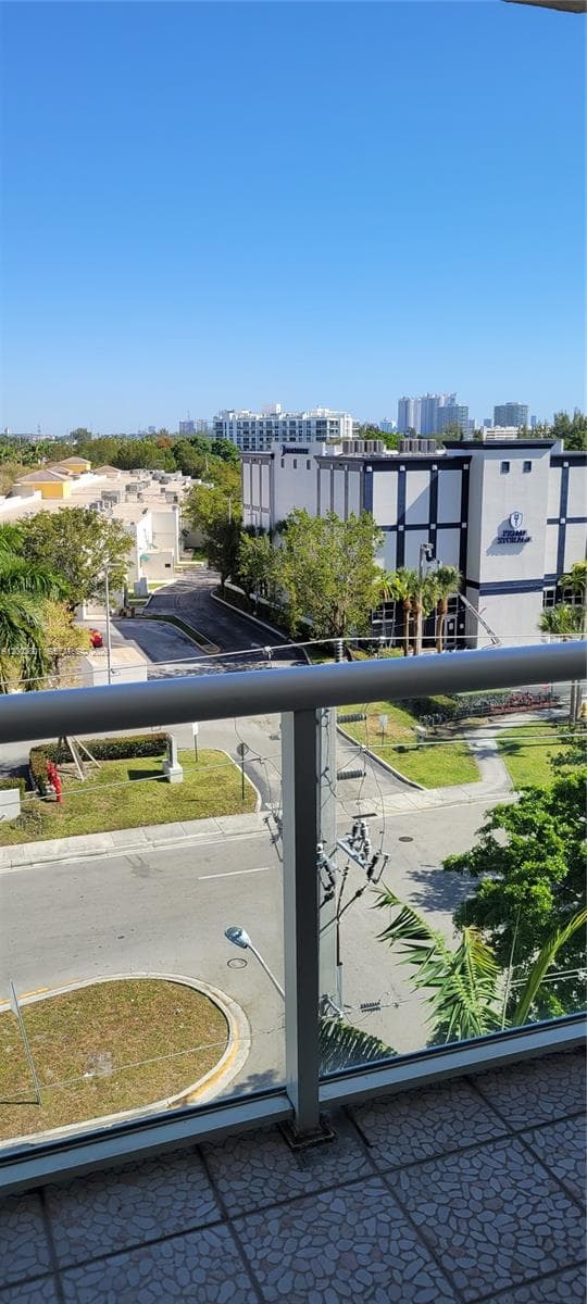 13499 Biscayne Blvd # 511, North Miami, FL 33181 photo 3