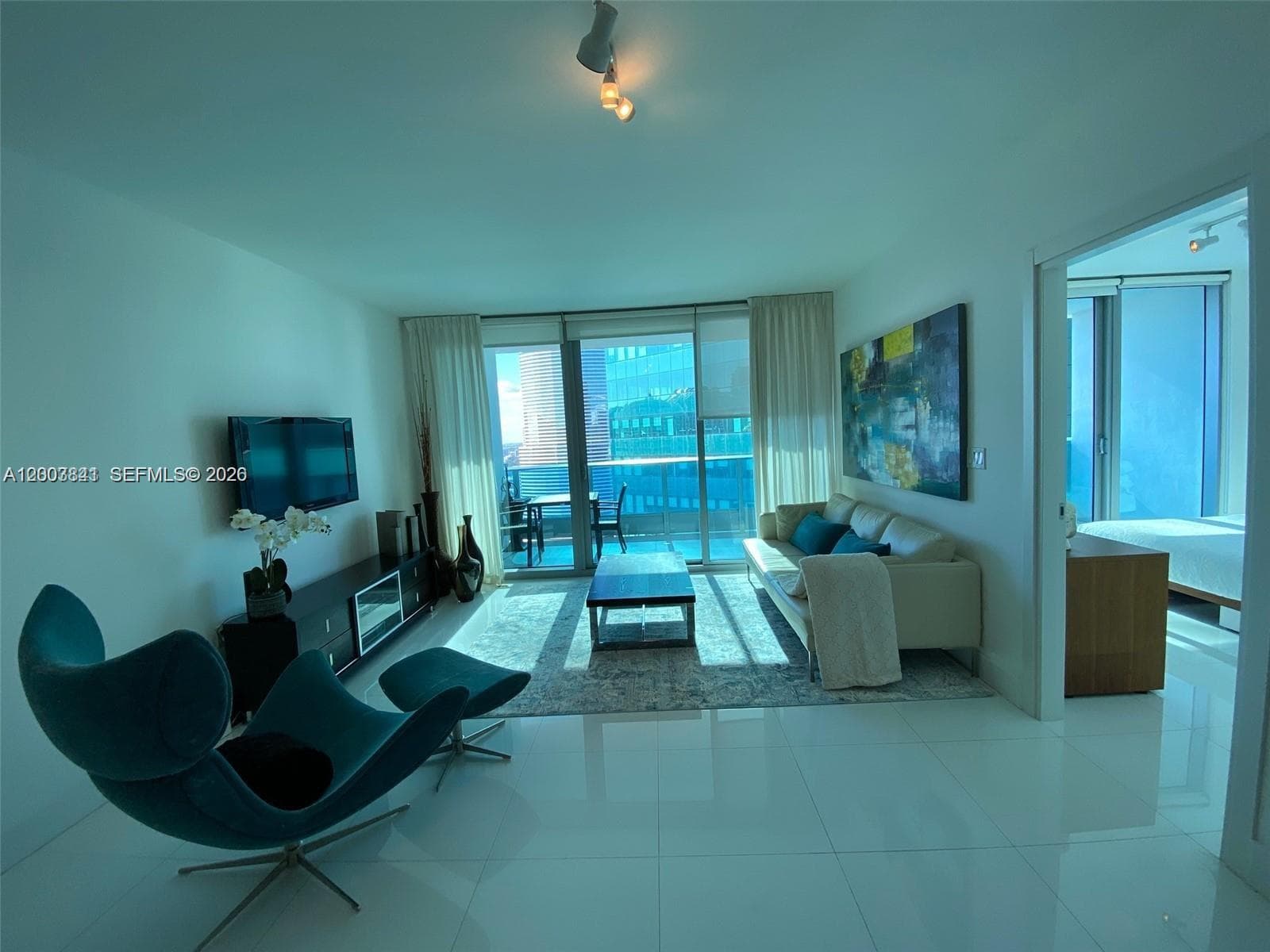 200 Biscayne Boulevard Way # 4011, Miami, FL 33131 photo 3