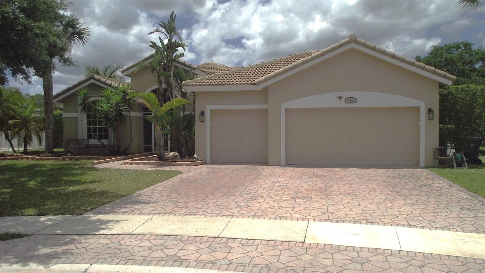 3945 Diamond Chip Court, Wellington, FL 33414 photo 2