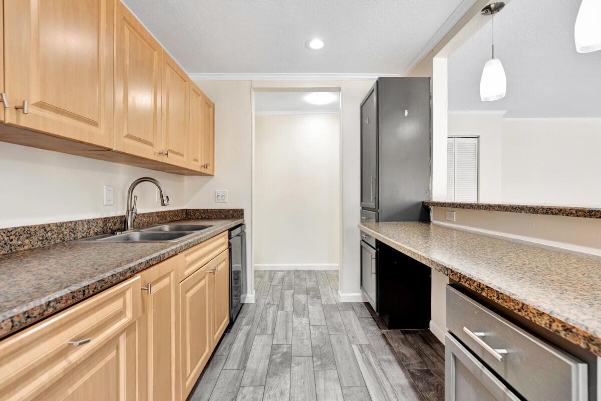 150 Pineview Road # F3, Jupiter, FL 33469 photo 5