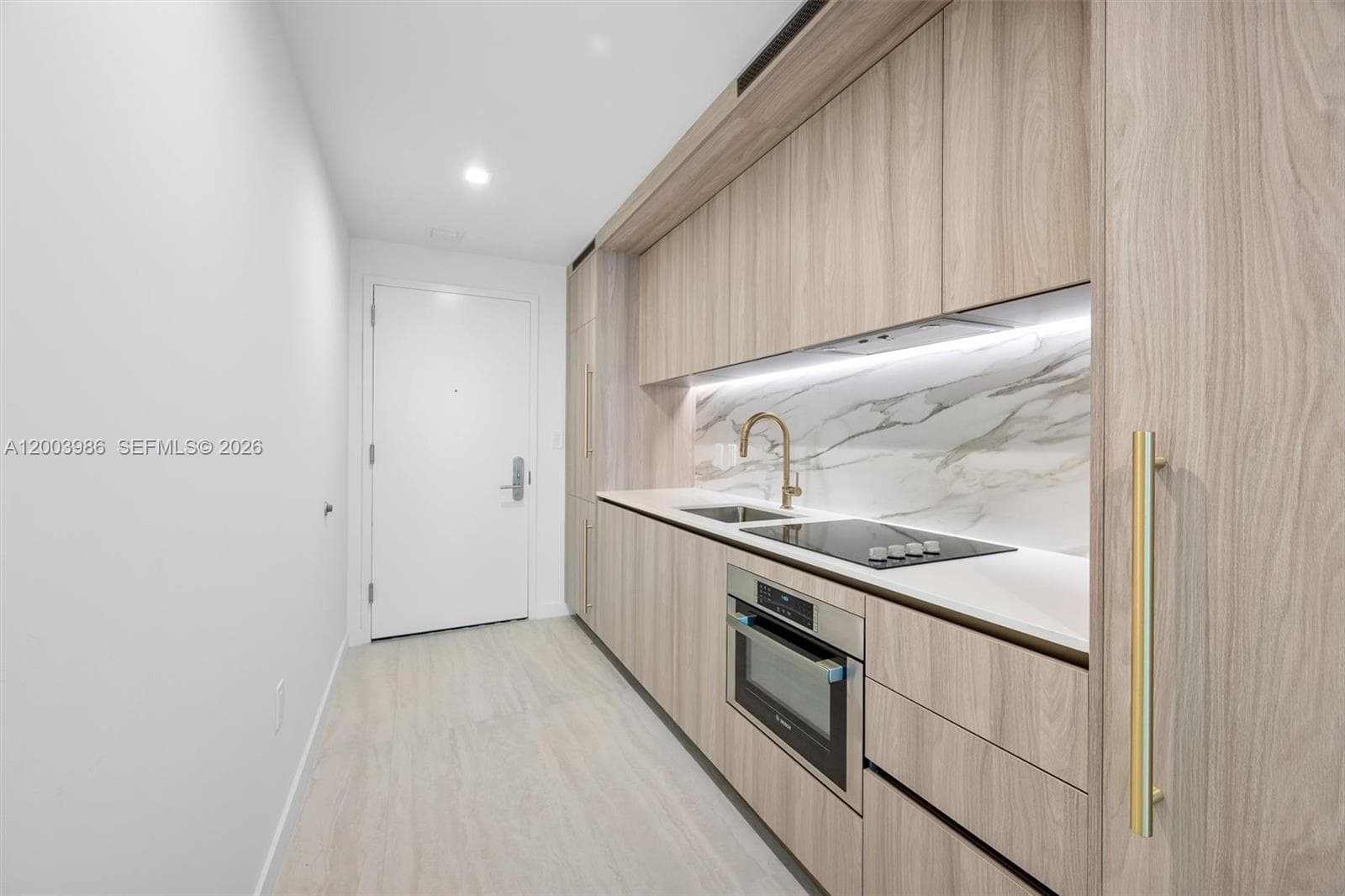 77 SE 5th Street # 3005, Miami, FL 33131 photo 4