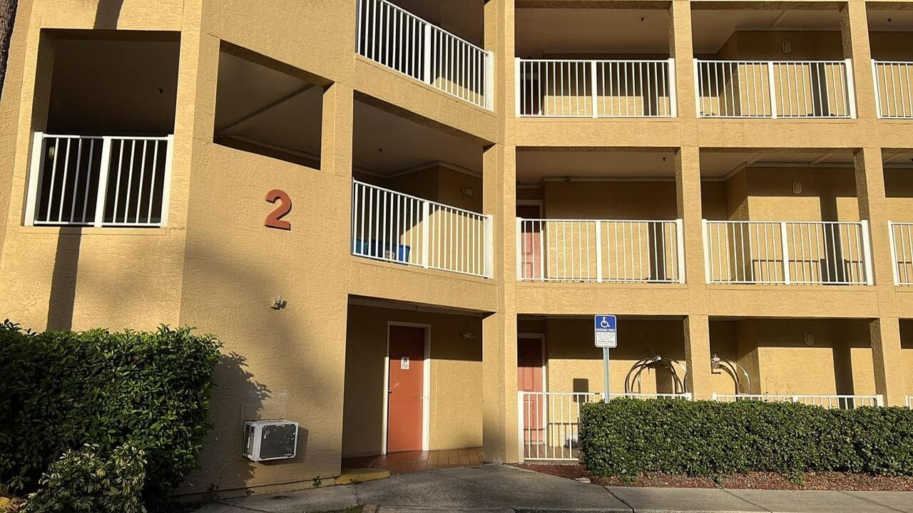 6337 Parc Corniche Dr Drive # 2111, Orlando, FL 32821 photo 2