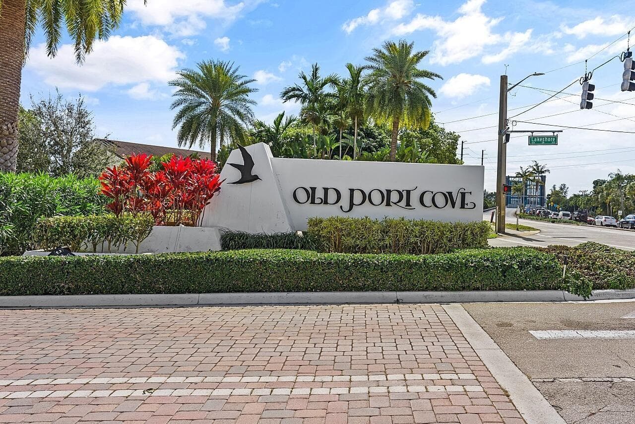 100 Lakeshore Drive # 252, North Palm Beach, FL 33408 photo 2