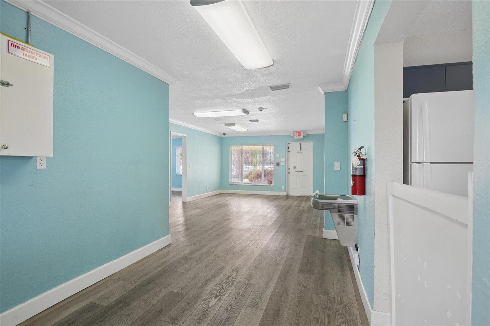 411 E Commercial Boulevard, Oakland Park, FL 33334 photo 4