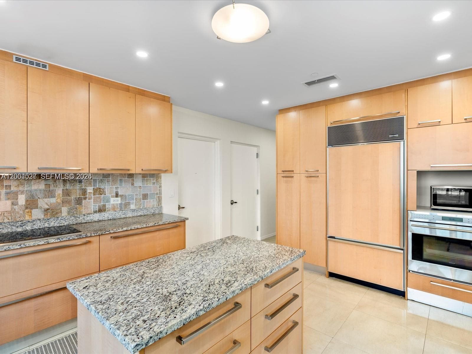 16001 Collins Ave # 406, Sunny Isles Beach, FL 33160 photo 3