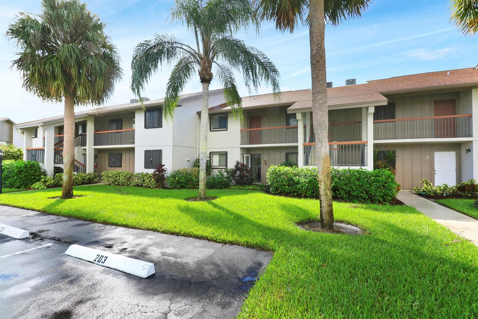 1600 NE Dixie Highway # 10-203, Jensen Beach, FL 34957