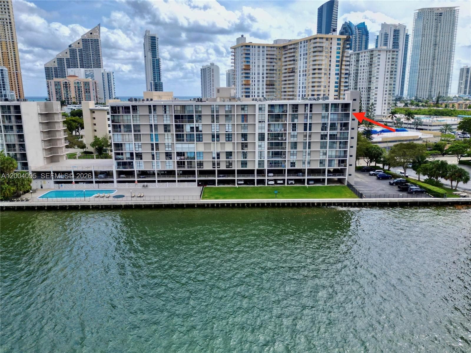 17500 N Bay Rd # S907, Sunny Isles Beach, FL 33160 photo 2