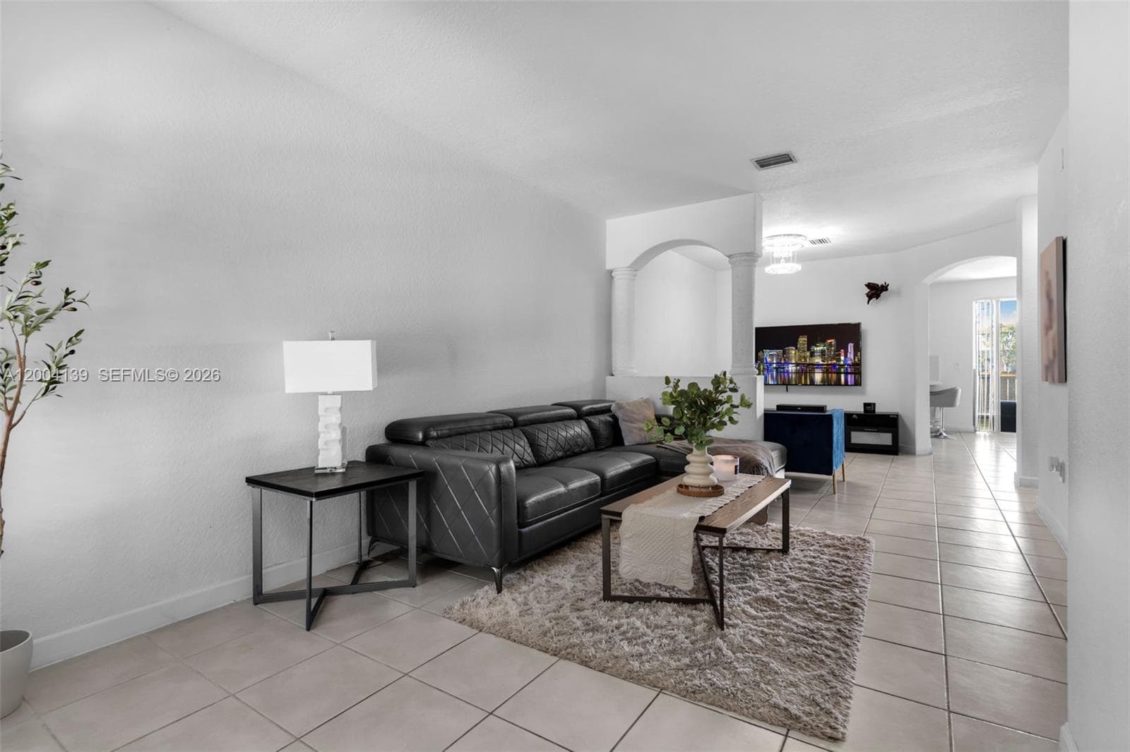 2583 SE 13th Ct, Homestead, FL 33035 photo 4