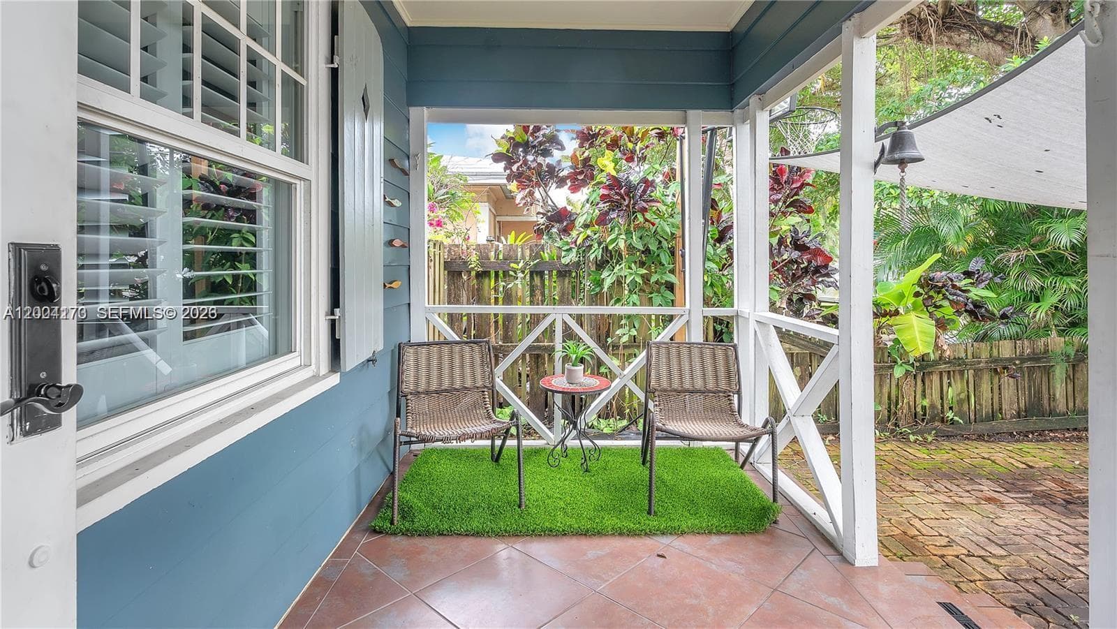 1313 NE 3rd St, Fort Lauderdale, FL 33301 photo 2