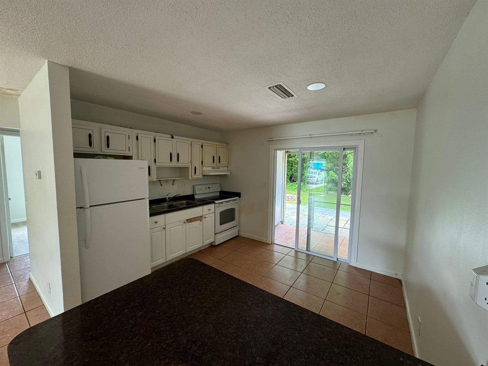 3002 SE Camino Avenue, Stuart, FL 34997 photo 3