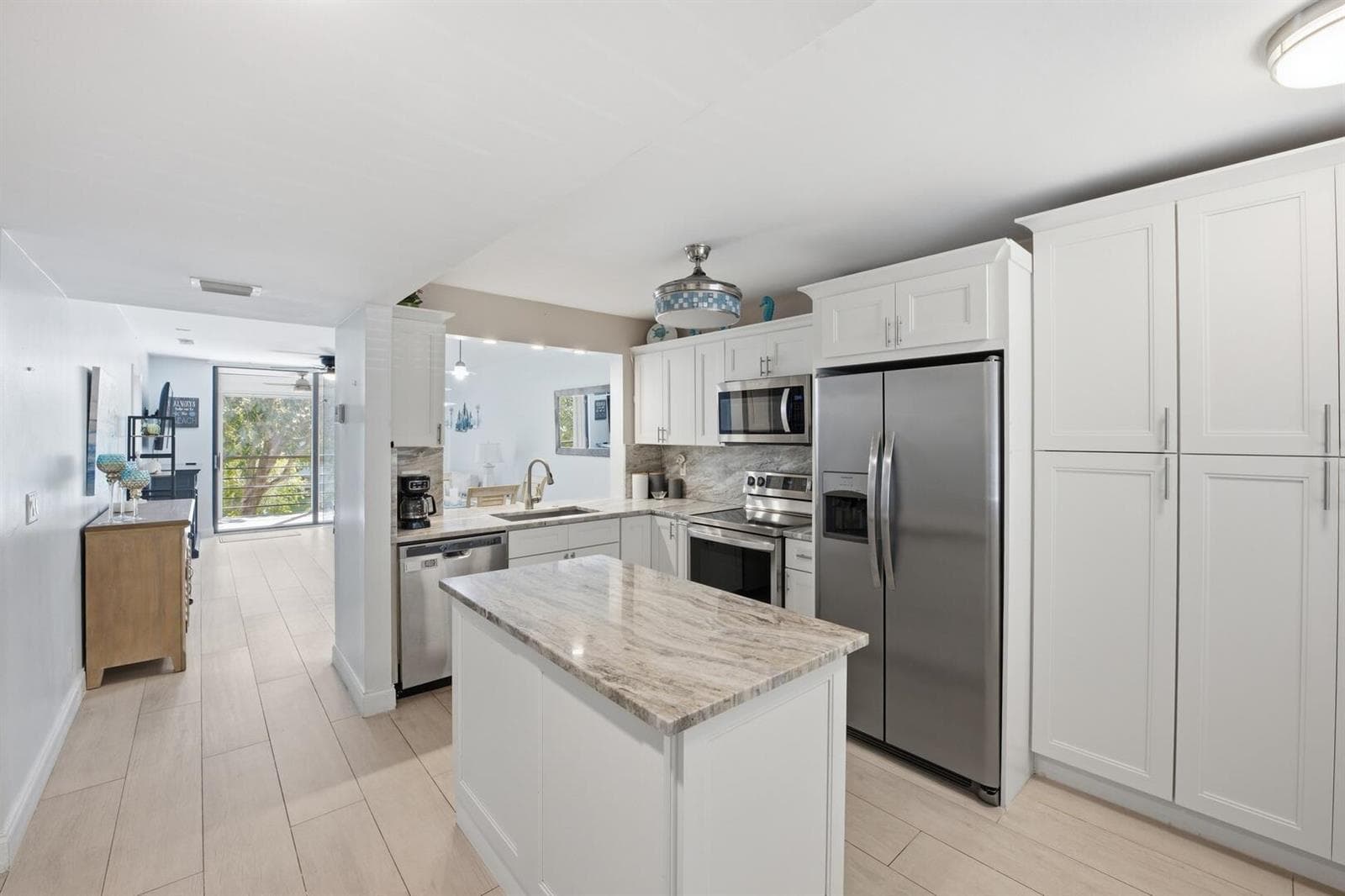 3138 Via Poinciana # 306, Lake Worth, FL 33467 photo 3