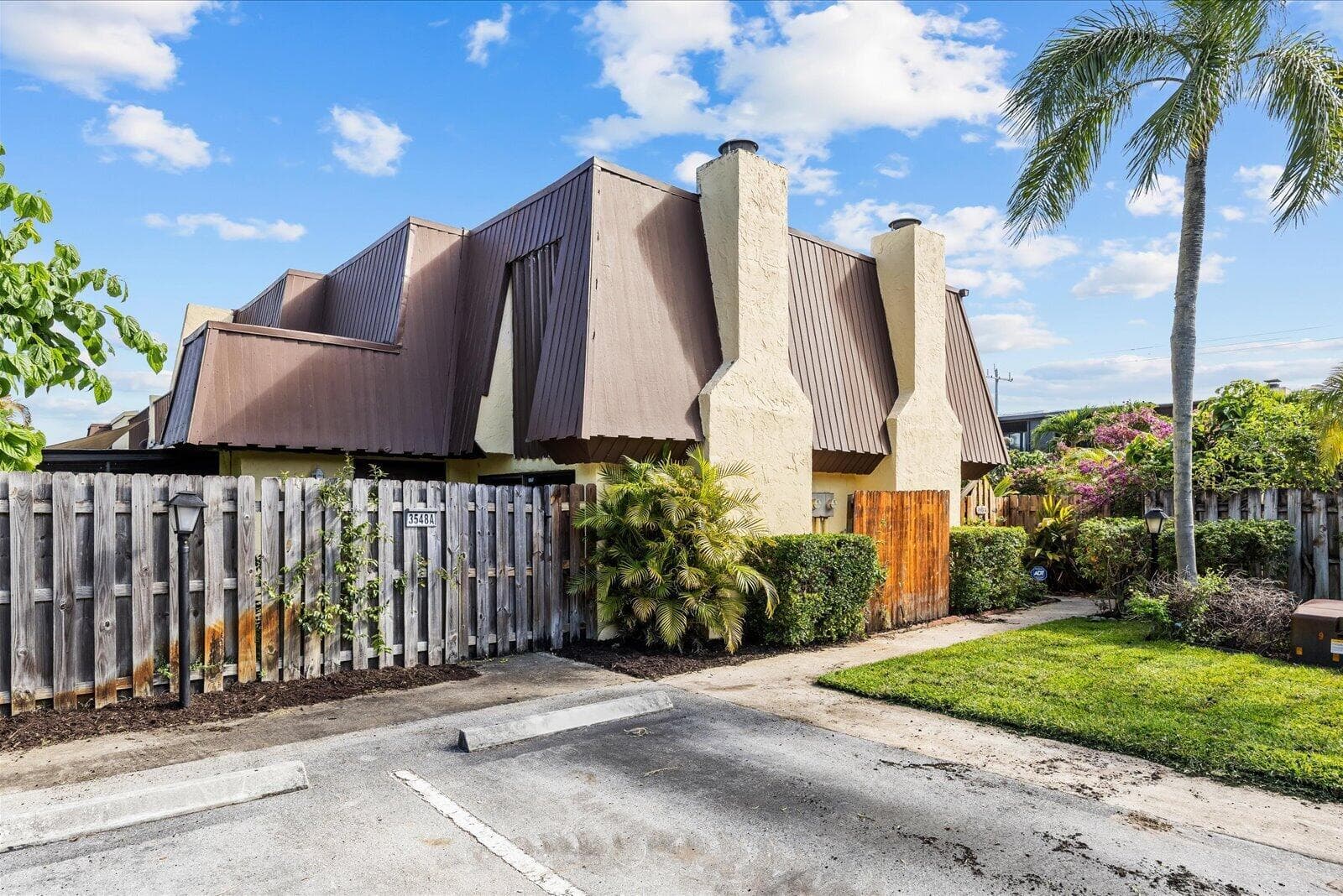 3548 Gardens East Drive # B, Palm Beach Gardens, FL 33410 photo 2