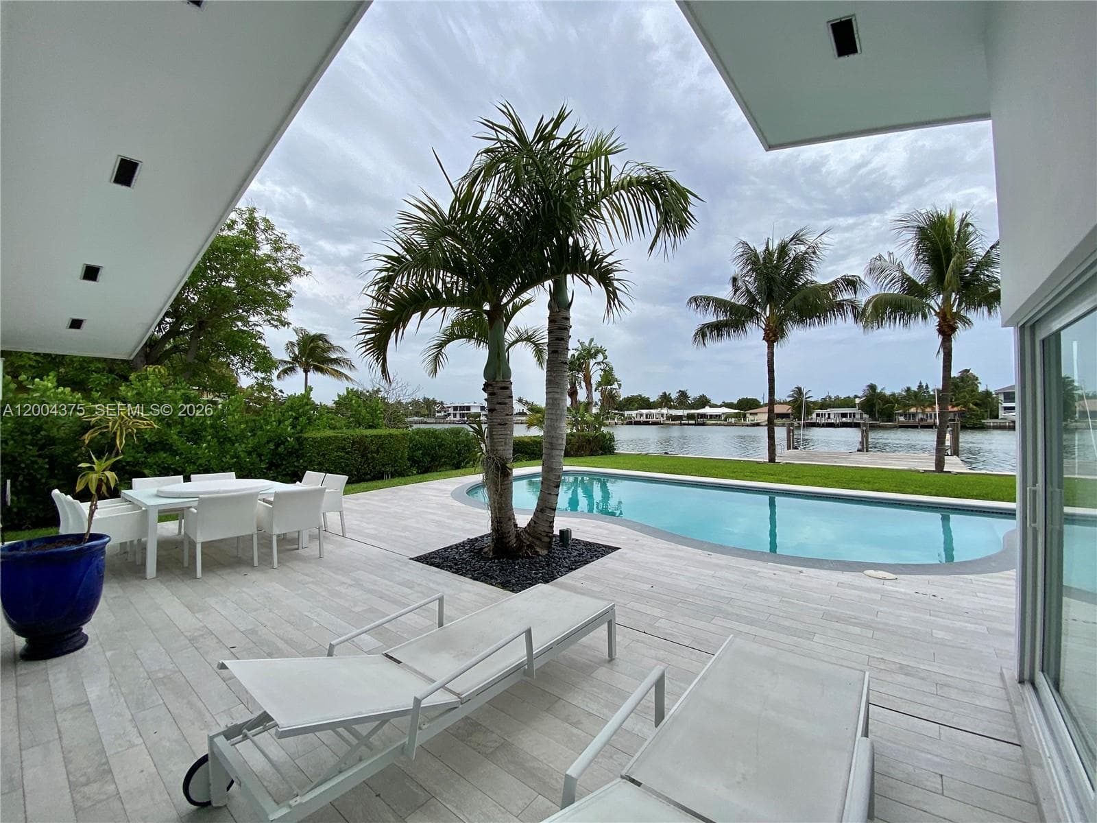 265 N Shore Dr, Miami Beach, FL 33141 photo 4