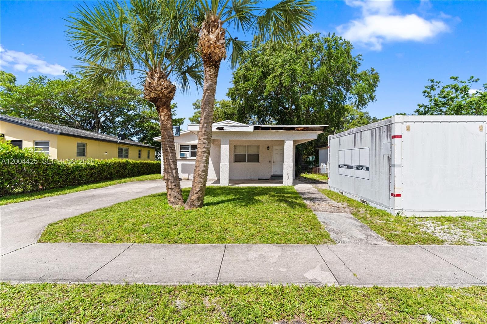 723 NW 15th Ter, Fort Lauderdale, FL 33311 photo 3