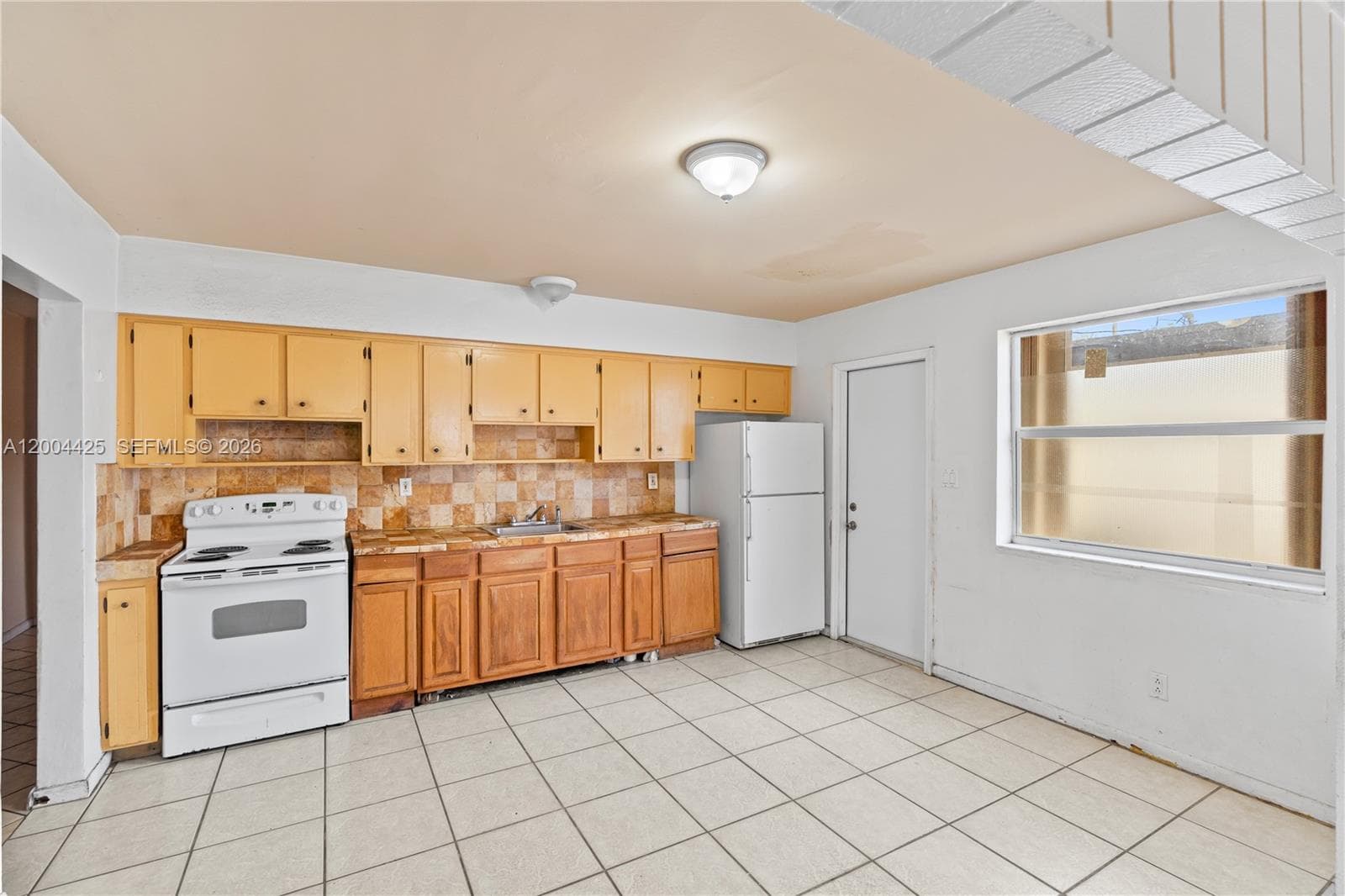 723 NW 15th Ter, Fort Lauderdale, FL 33311 photo 5