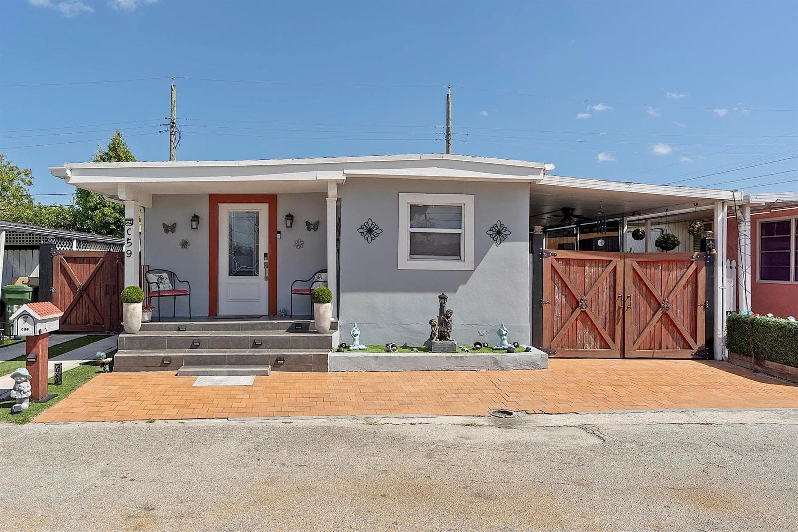 3205 W 16th Avenue, Hialeah, FL 33012 photo 2