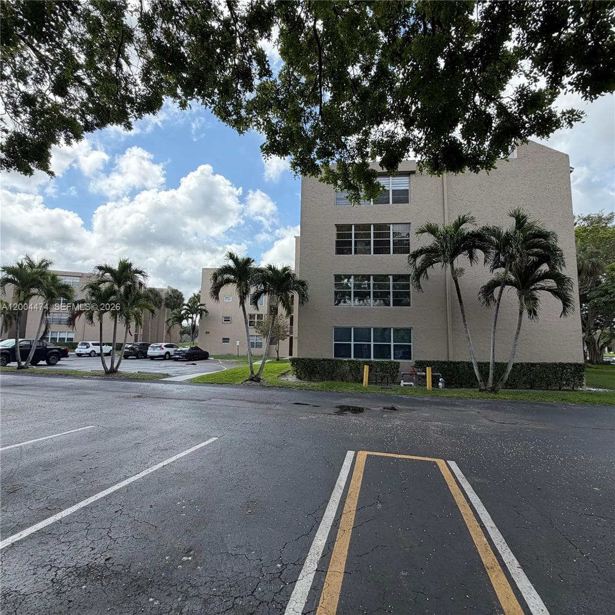 9440 Tangerine Pl # 206, Davie, FL 33324 photo 5