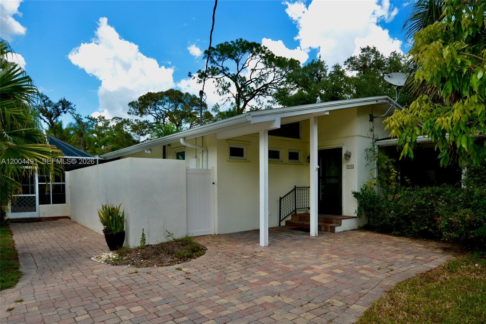 18220 Elmwood, Other City - In The State Of Florida, FL 33920 photo 2