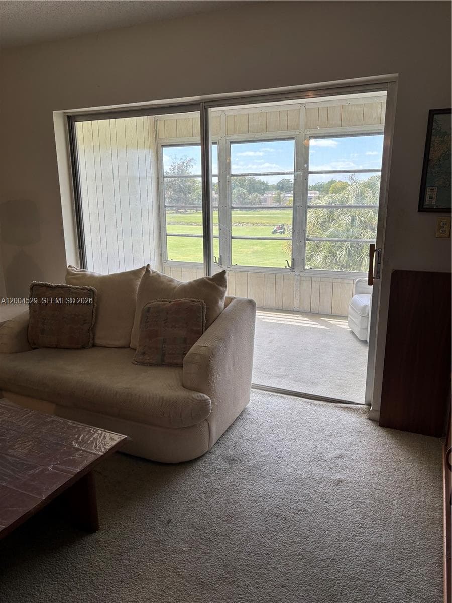 1045 Country Club Dr # 307, Margate, FL 33063 photo 4