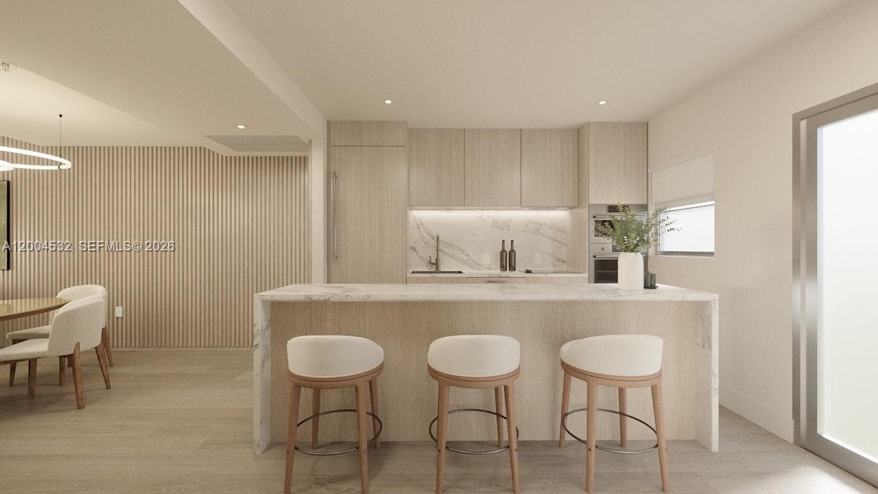 250 Collins Ave # 109, Miami Beach, FL 33139 photo 2