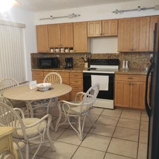 11142 Green Lake Drive # 202, Boynton Beach, FL 33437 photo 3