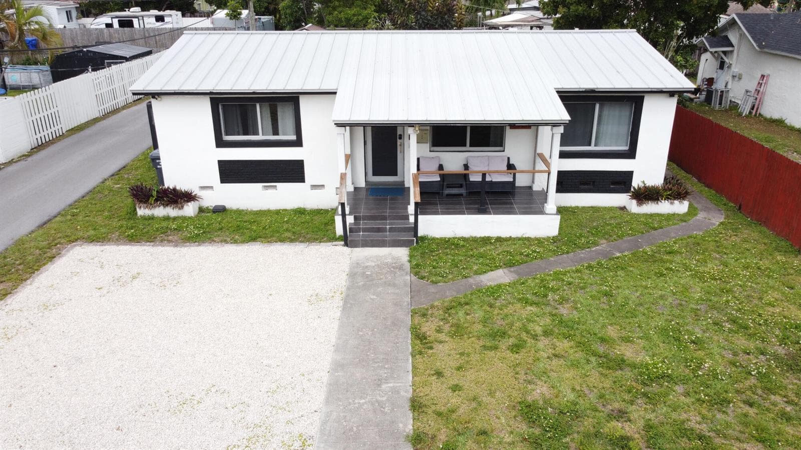 1324 N 24th Avenue, Hollywood, FL 33020 photo 4