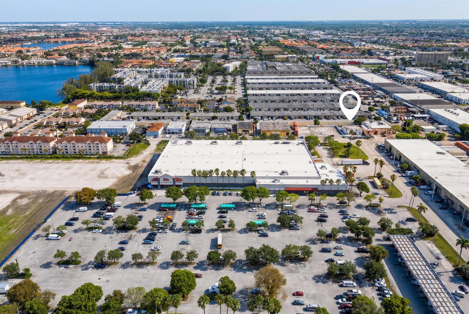 8015 NW 98th Street, Hialeah Gardens, FL 33016 photo 5