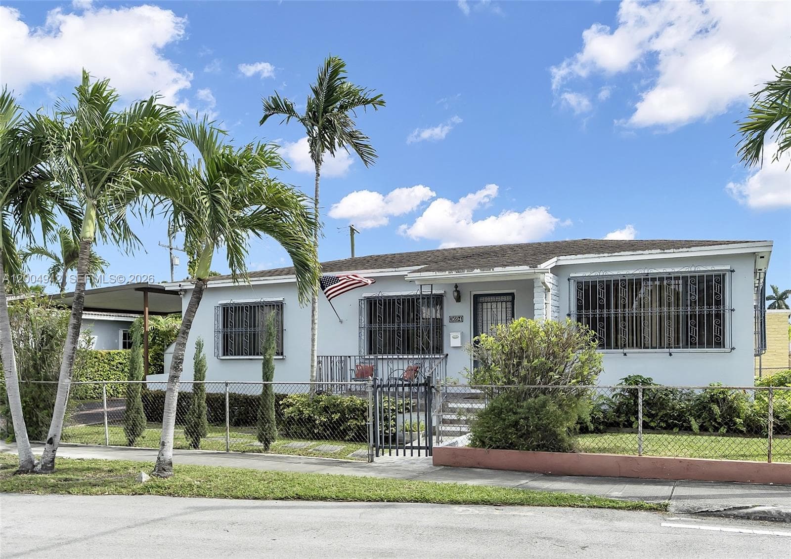 3694 NW 20th St, Miami, FL 33142 photo 2