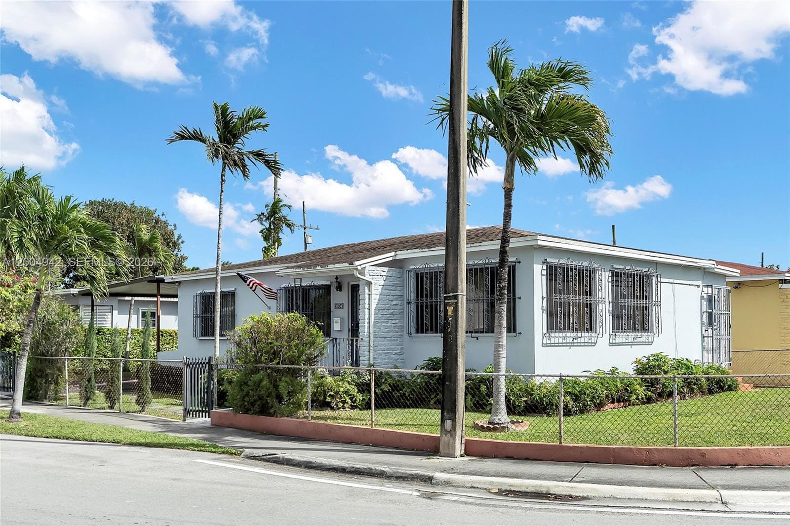 3694 NW 20th St, Miami, FL 33142 photo 3