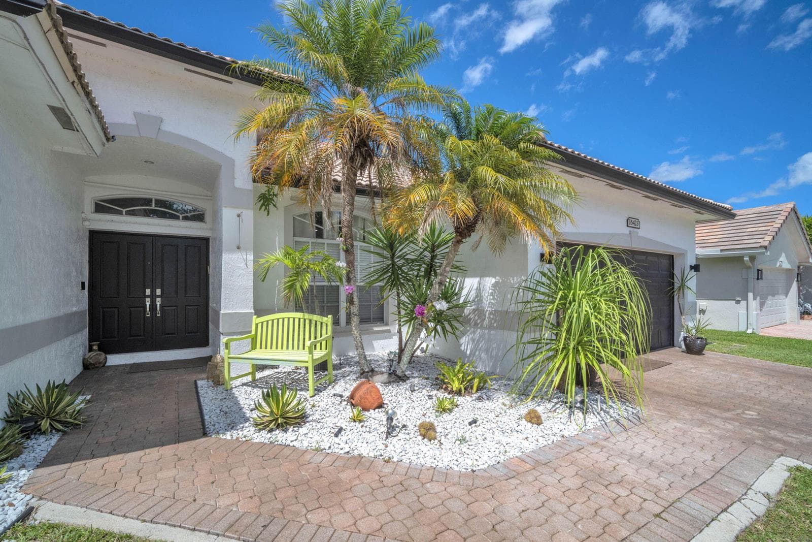 16423 Segovia Circle S, Fort Lauderdale, FL 33331 photo 2
