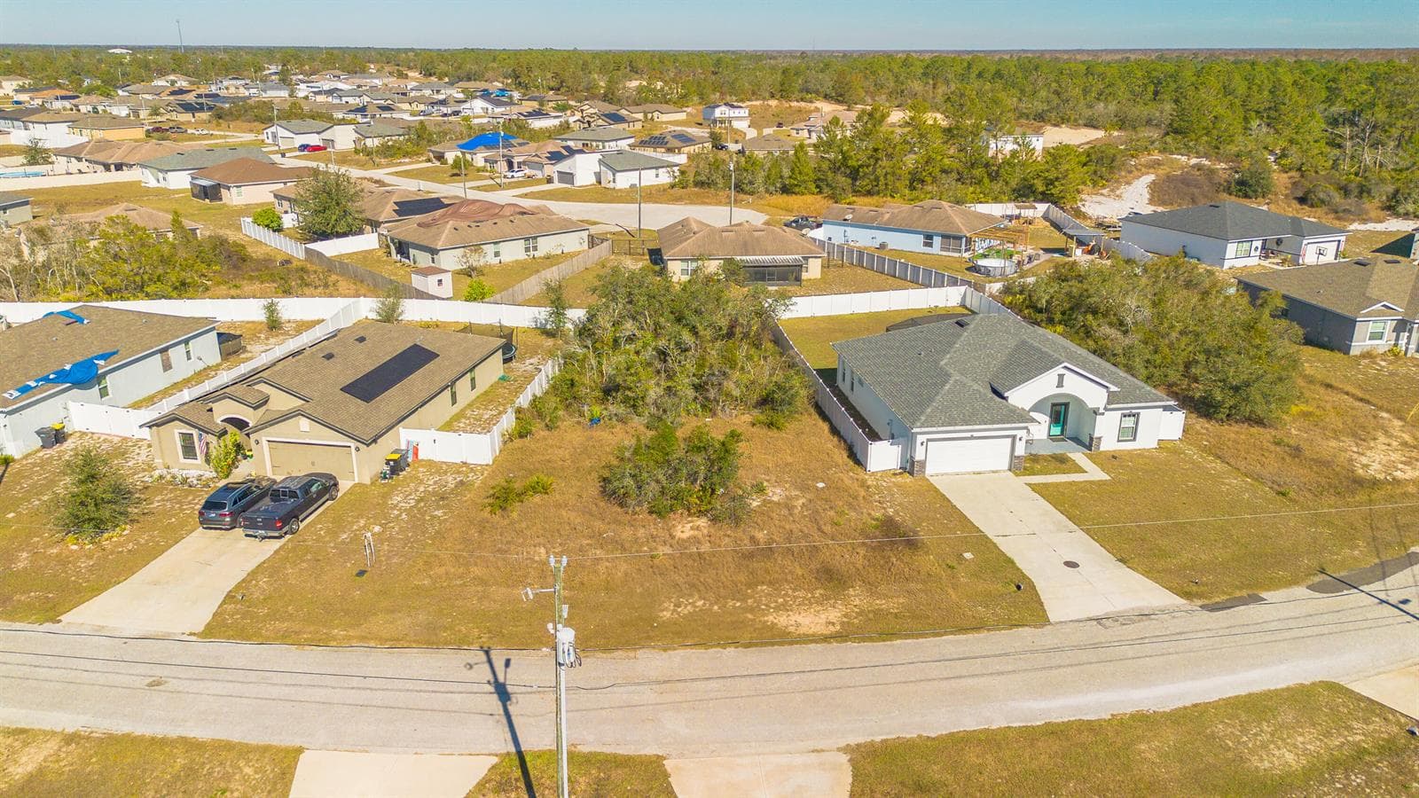 19 Orchid Court, FL 34759 photo 3