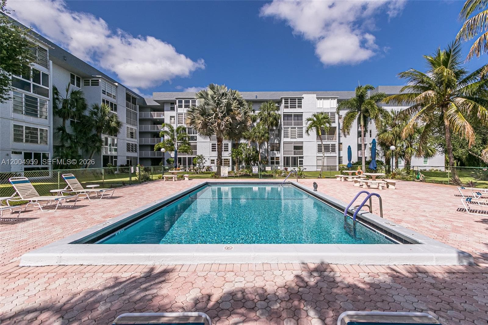 1402 NW 80th Ave # 302, Margate, FL 33063 photo 2