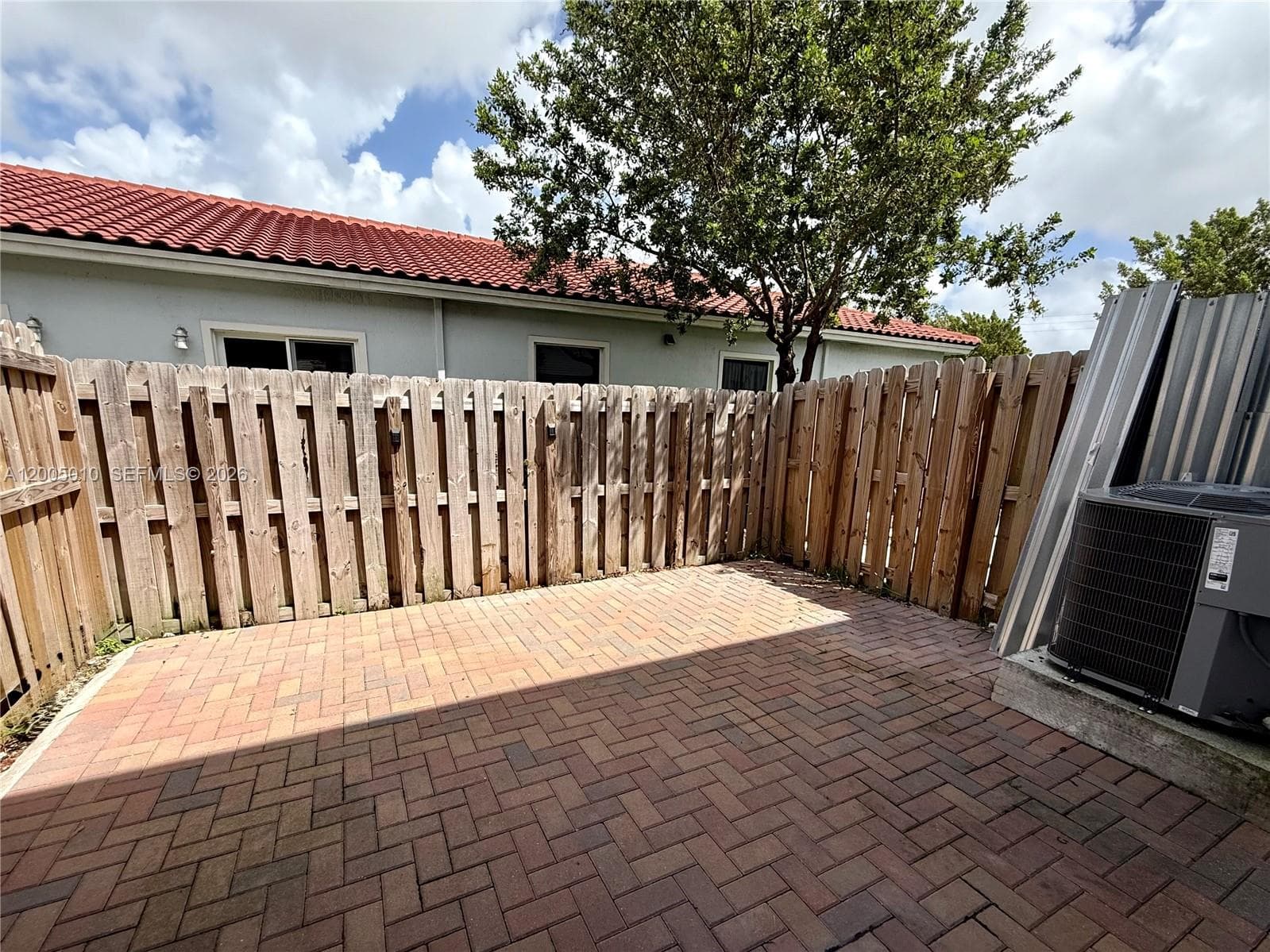 529 NE 1st Dr, Florida City, FL 33034 photo 5