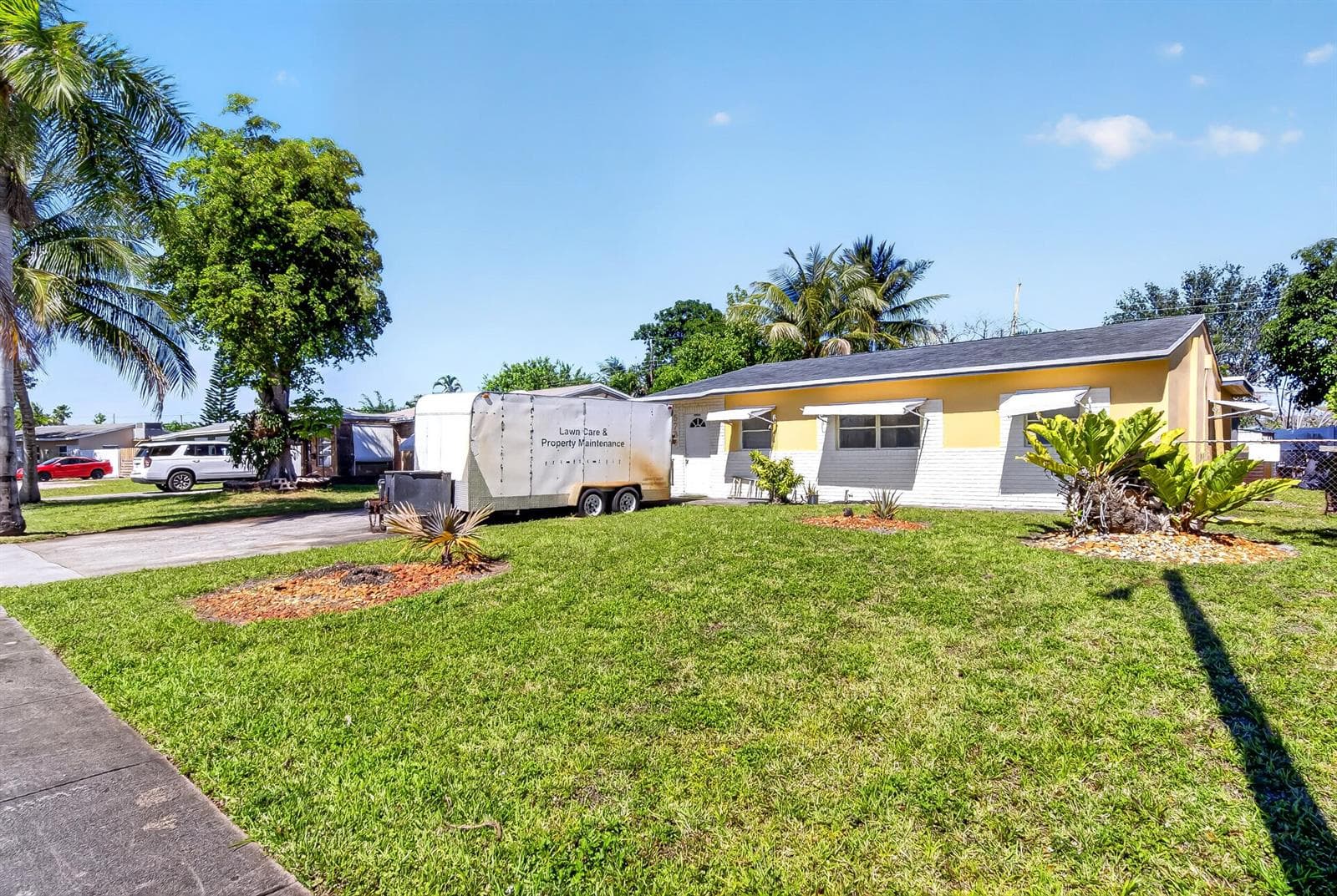 5730 NE 6th Terrace, Oakland Park, FL 33334 photo 2