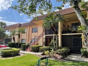 158 Lakeview Drive # 202, Weston, FL 33326 photo 3