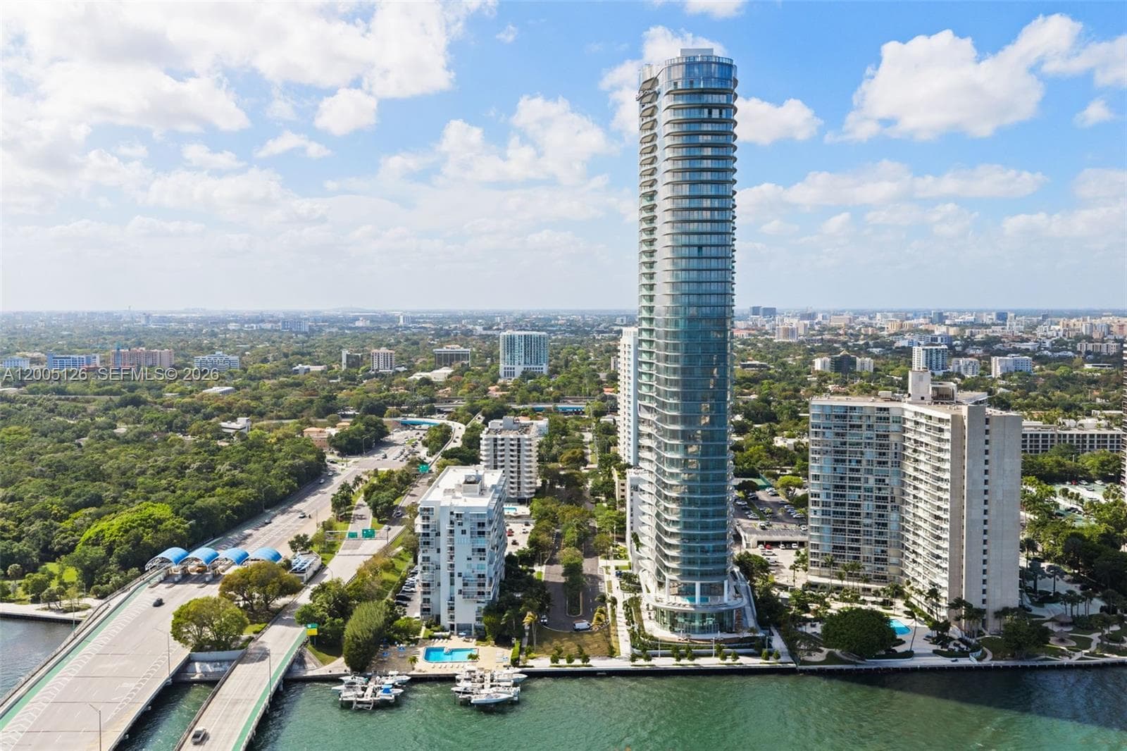 175 SE 25 RD # 2604, Miami, FL 33129 photo 2