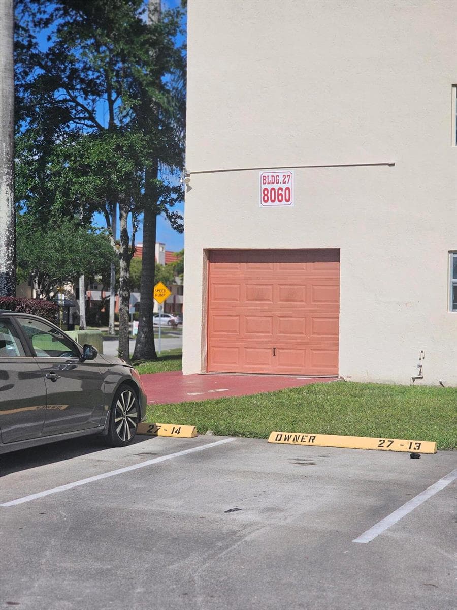 8060 Sunrise Lakes Drive E # 109, Sunrise, FL 33322 photo 3