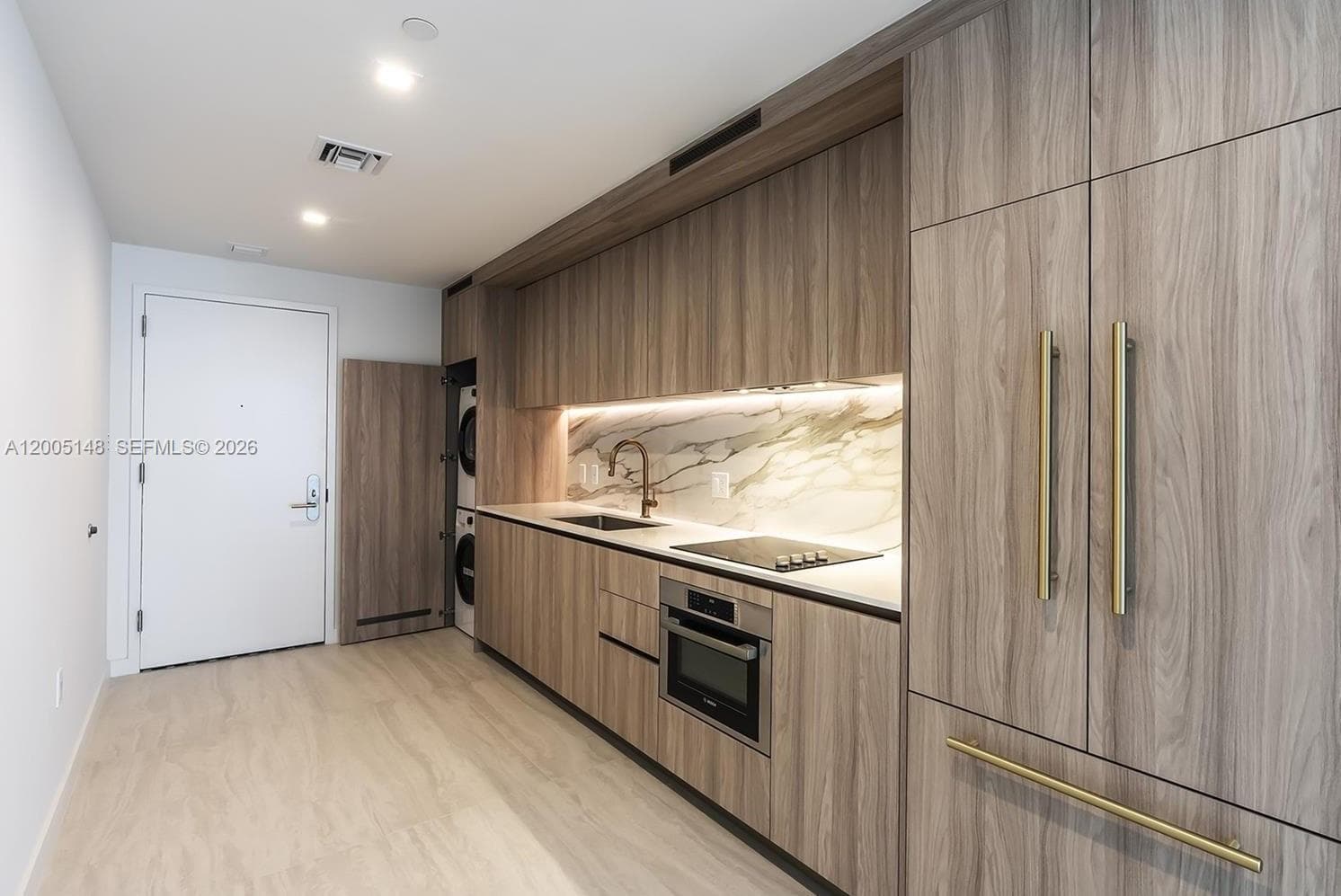 77 SE 5th Street # 1815, Miami, FL 33131 photo 5