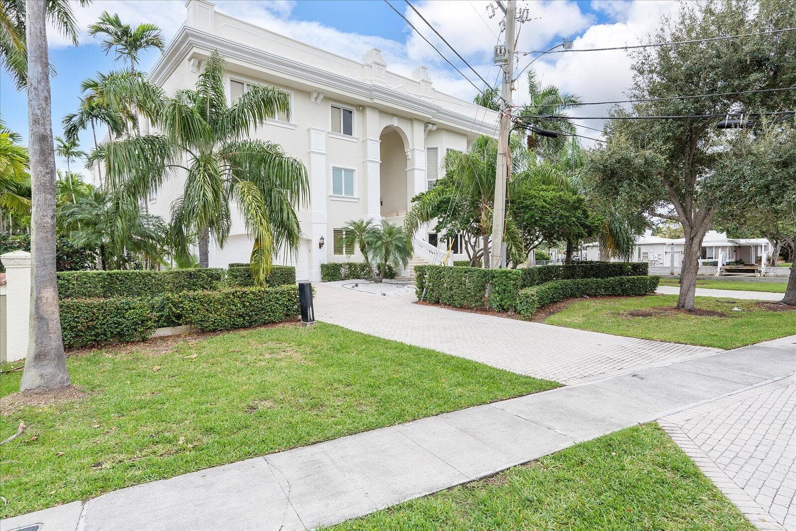 414 Riviera Isle Drive, Fort Lauderdale, FL 33301 photo 3