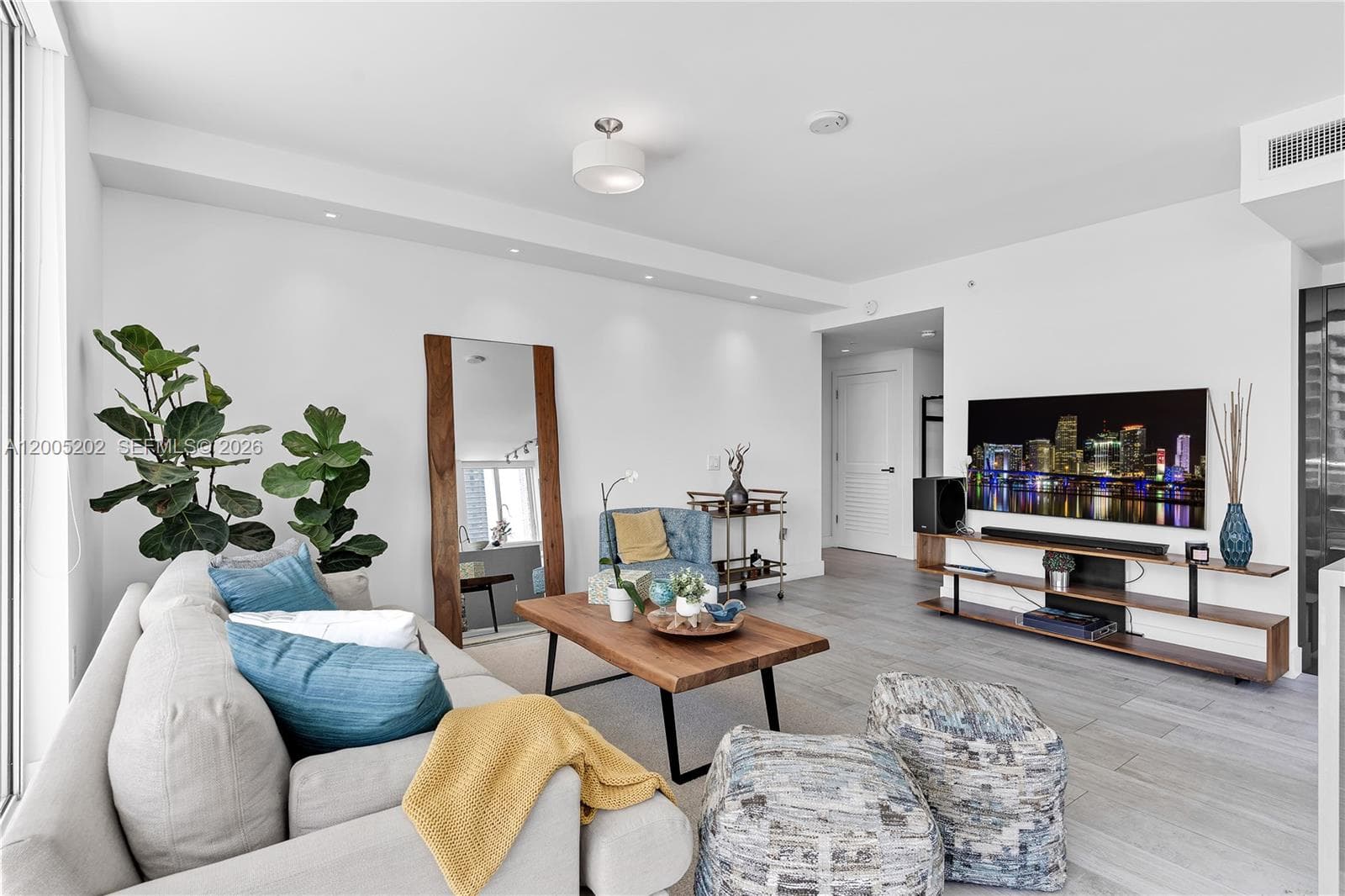 1080 Brickell Ave # 2601, Miami, FL 33131 photo 3