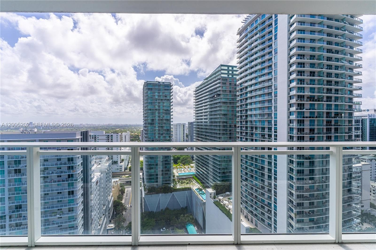 1080 Brickell Ave # 2601, Miami, FL 33131 photo 4