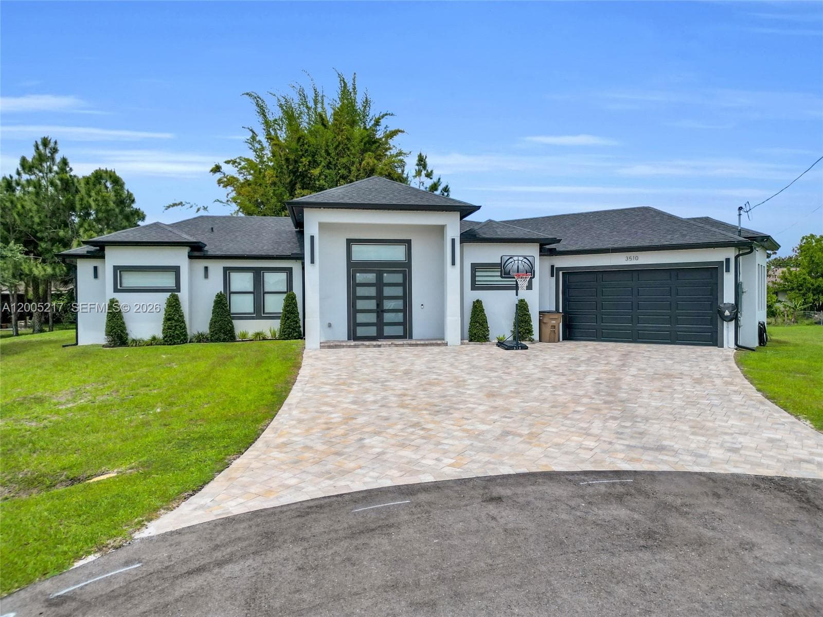 3510 W 9th Ct, Lehigh Acres, FL 33971
