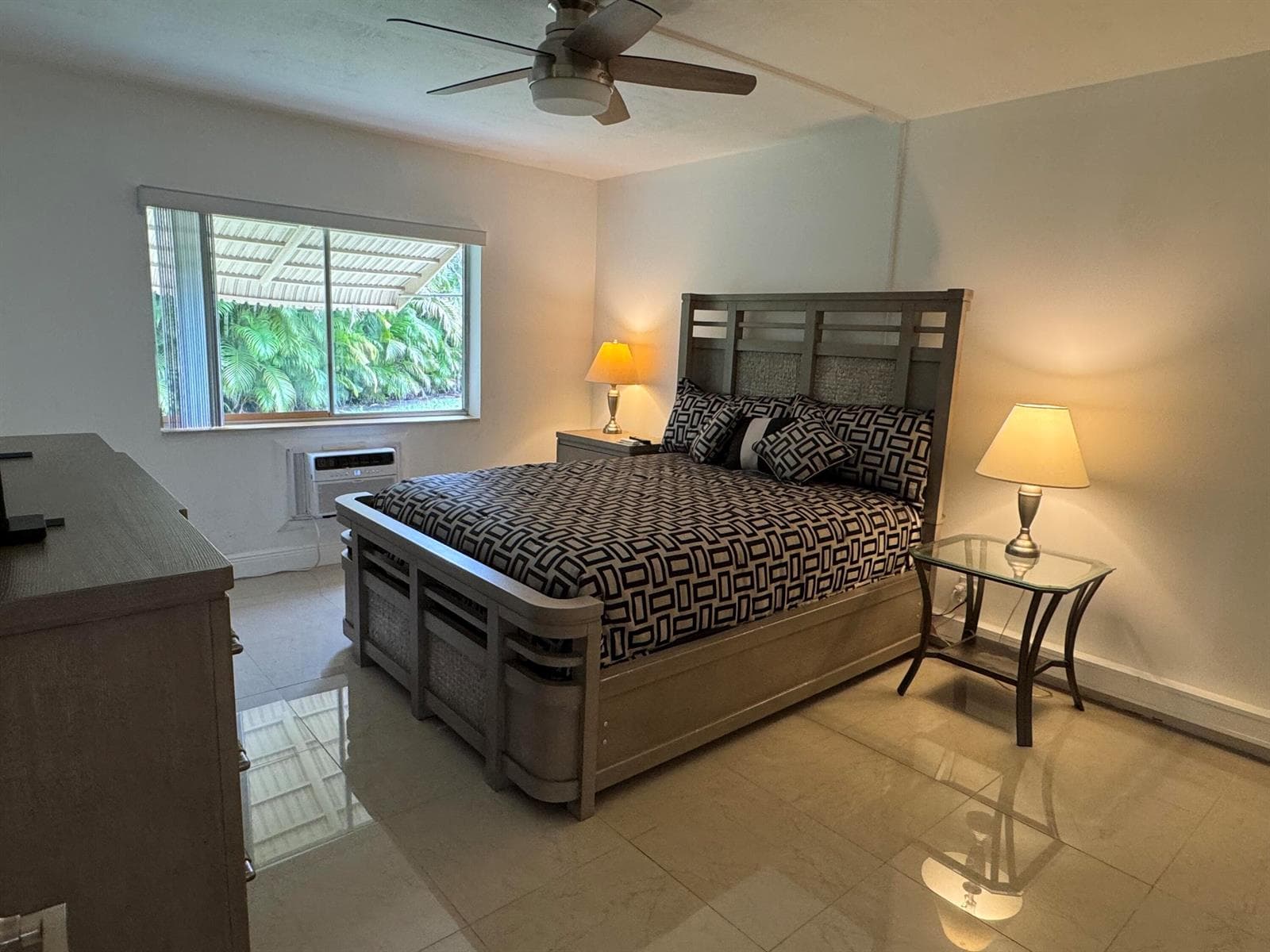 5817 La Pinata Boulevard # C-1, FL 33463 photo 4