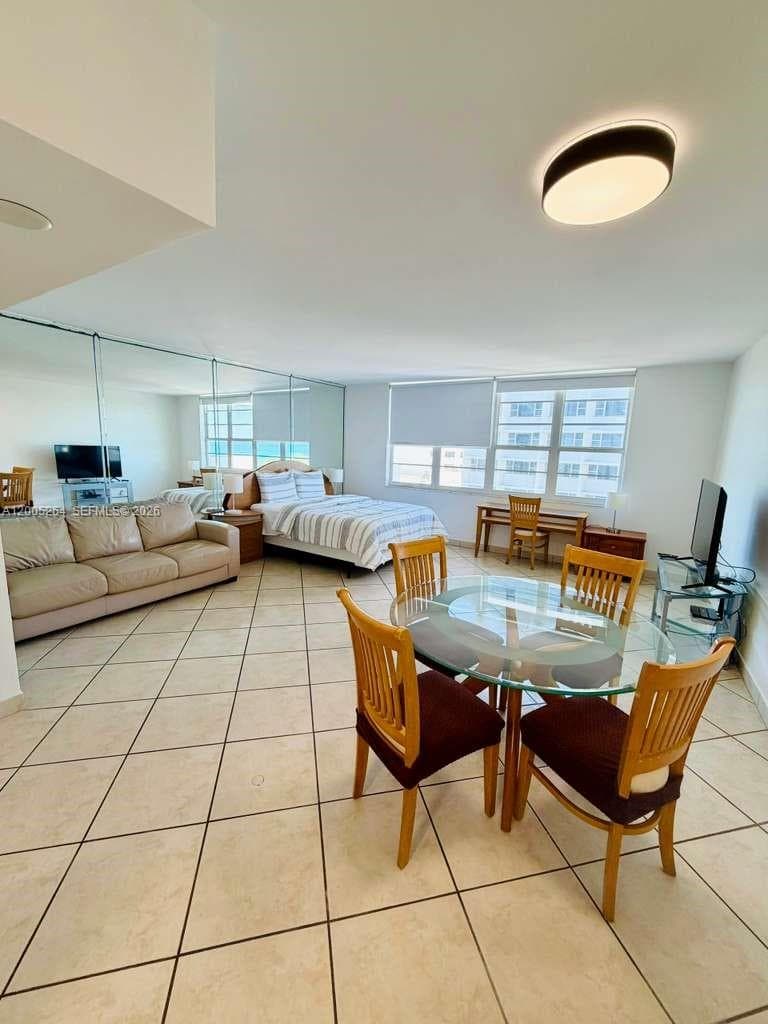 100 Lincoln Rd # 731, Miami Beach, FL 33139 photo 2