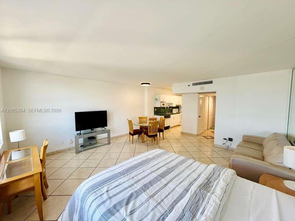 100 Lincoln Rd # 731, Miami Beach, FL 33139