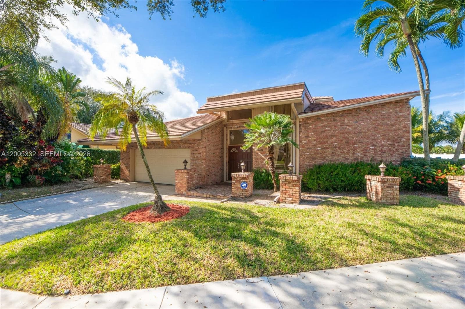 6481 Timber Ln, Boca Raton, FL 33433 photo 2