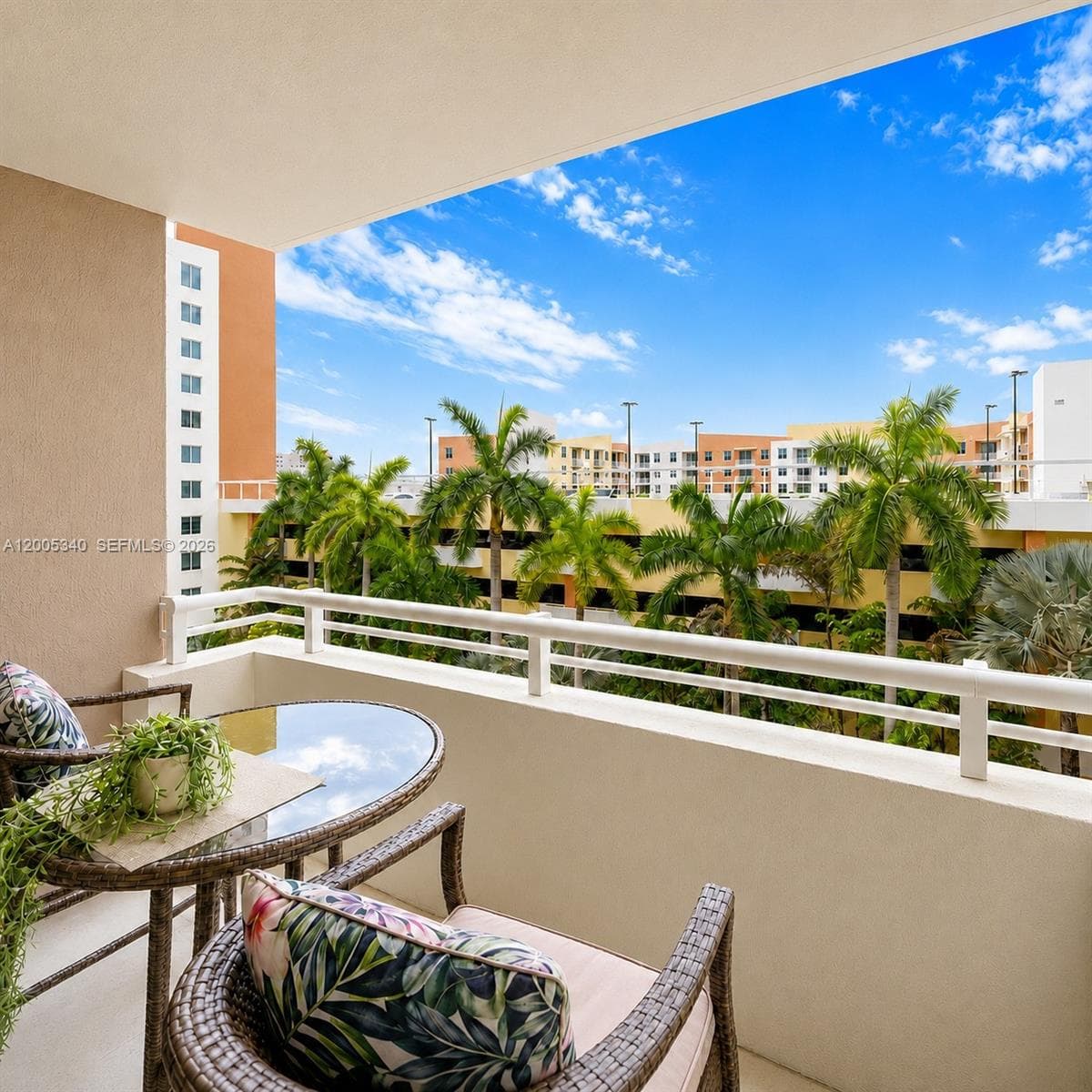 18800 NE 29th Ave # 526, Aventura, FL 33180 photo 2