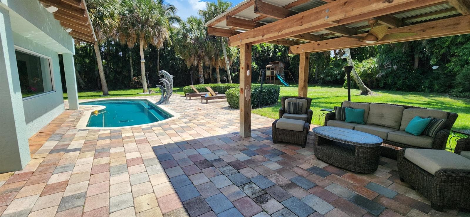 1066 SE St Lucie Boulevard, Stuart, FL 34996 photo 3