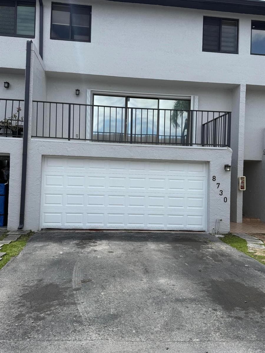 8730 SW 154th Cir Place, Miami, FL 33193 photo 2